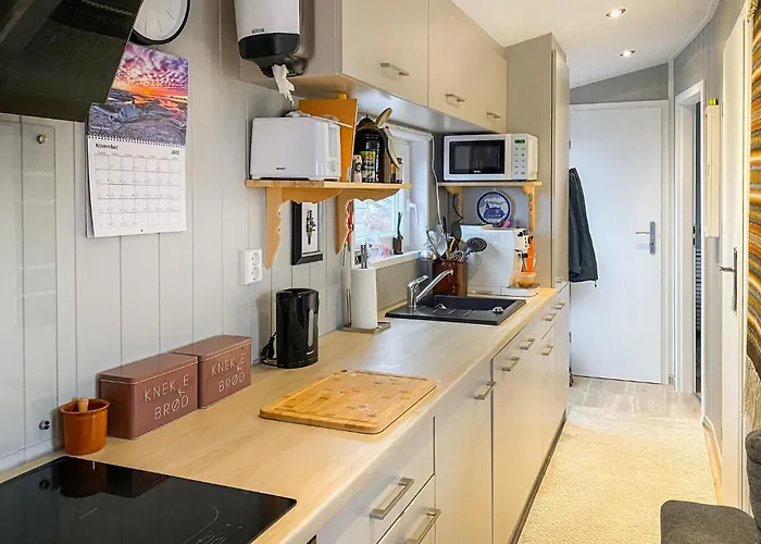 Lovely In With Kitchen *